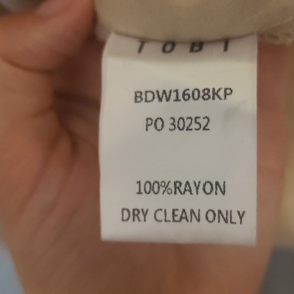 Tobi blush mini shift dress with crossing straps - Picture 3 of 4